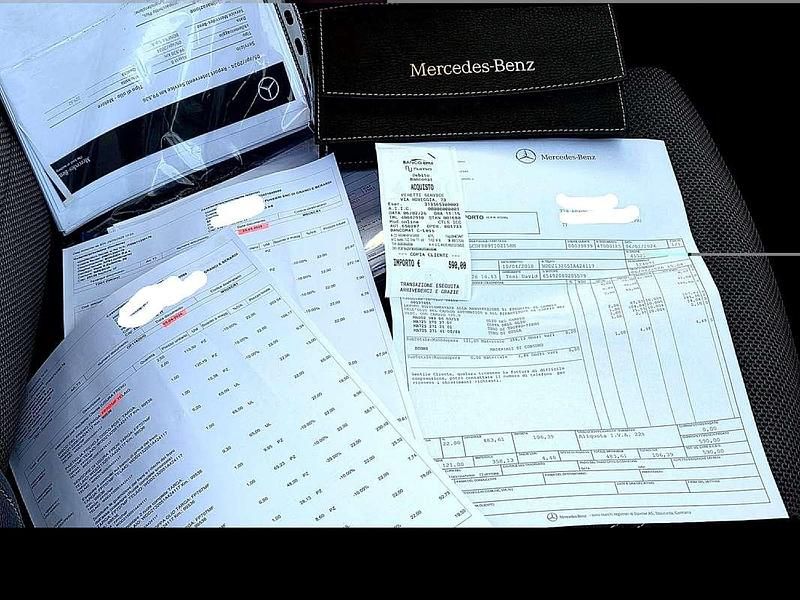 Usata Mercedes E220 Business 194 CV (142 kW) 2018 Grigio Station wagon