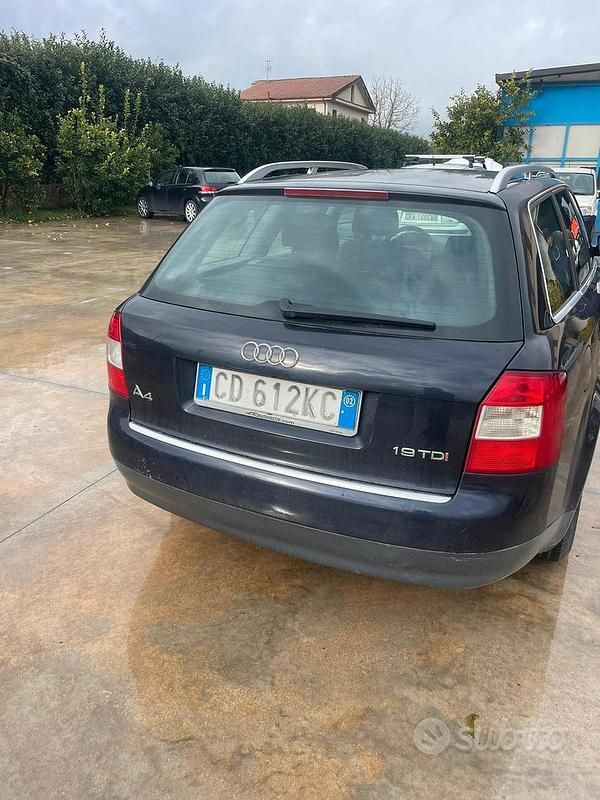 Usata Audi A4 2002 Blu Station wagon