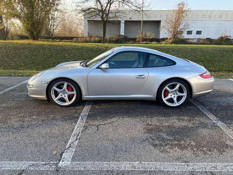 Usata Porsche 911 Carrera S 355 CV (261 kW) 2006 Polar silver metallic Coupé