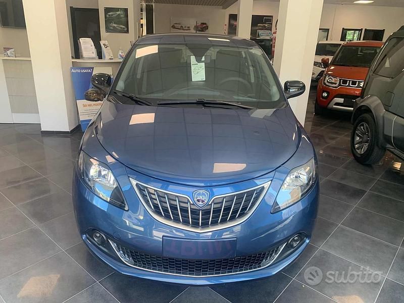 Usata Lancia Ypsilon S 69 CV (50 kW) 2024 Blu Utilitaria