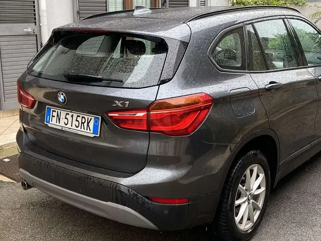 Usata BMW X1 150 CV (110 kW) 2018 Grigio SUV