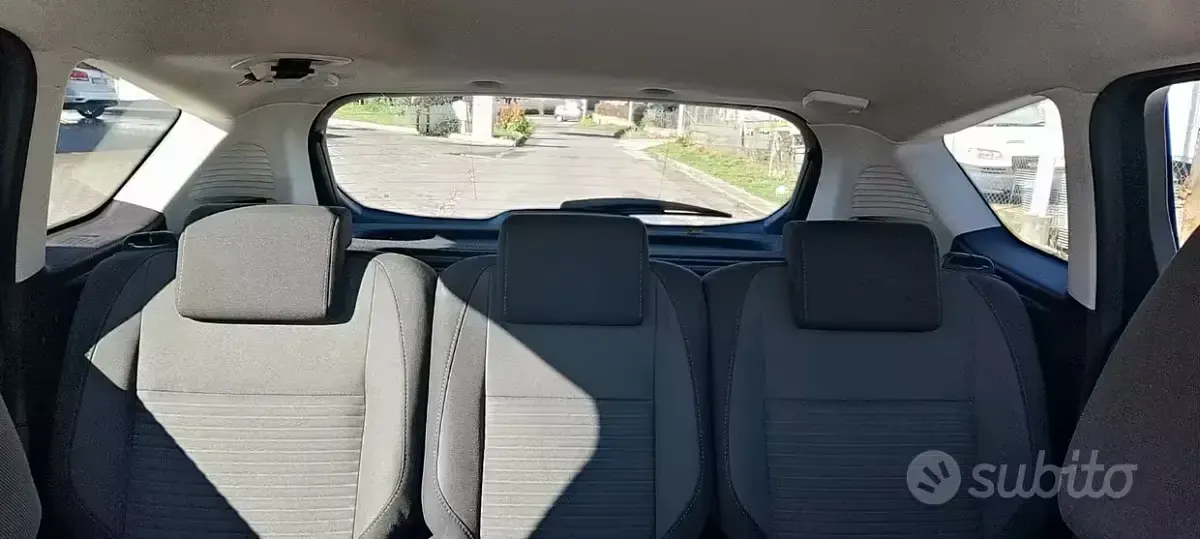 Usata Ford C-MAX Titanium 120 CV (88 kW) 2017 Grigio Monovolume