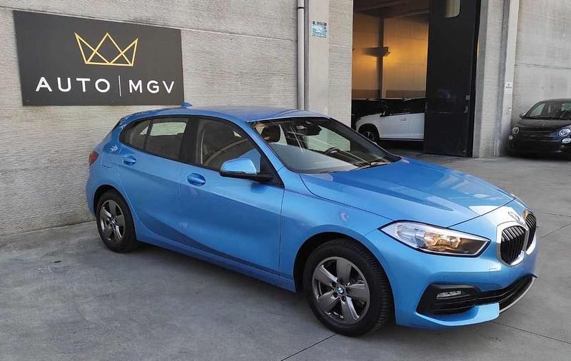 Usata BMW 116 Advantage 116 CV (85 kW) 2021 Blu/azzurro Utilitaria