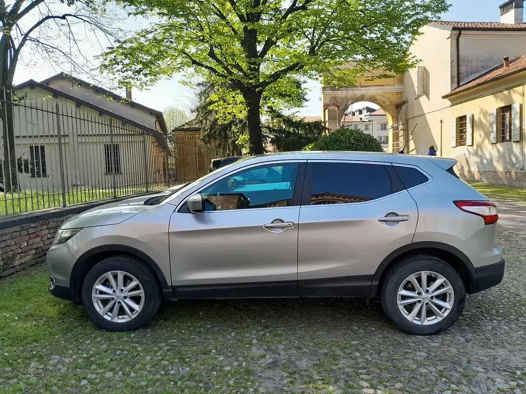 Usata Nissan Qashqai 110 CV (80 kW) 2016 SUV