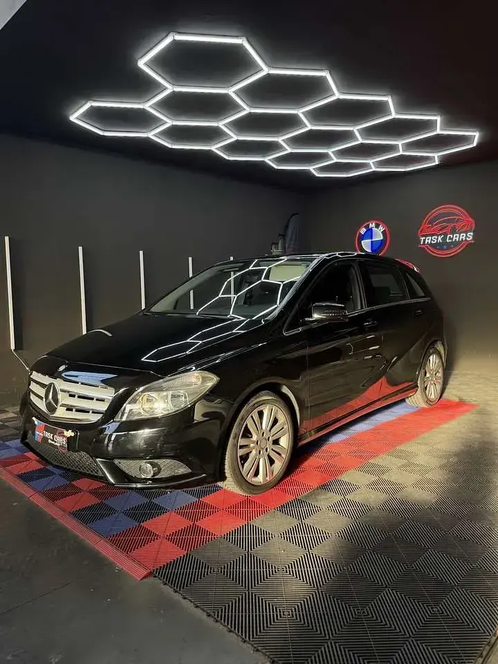 Usata Mercedes B180 Executive 109 CV (80 kW) 2013 Other Utilitaria