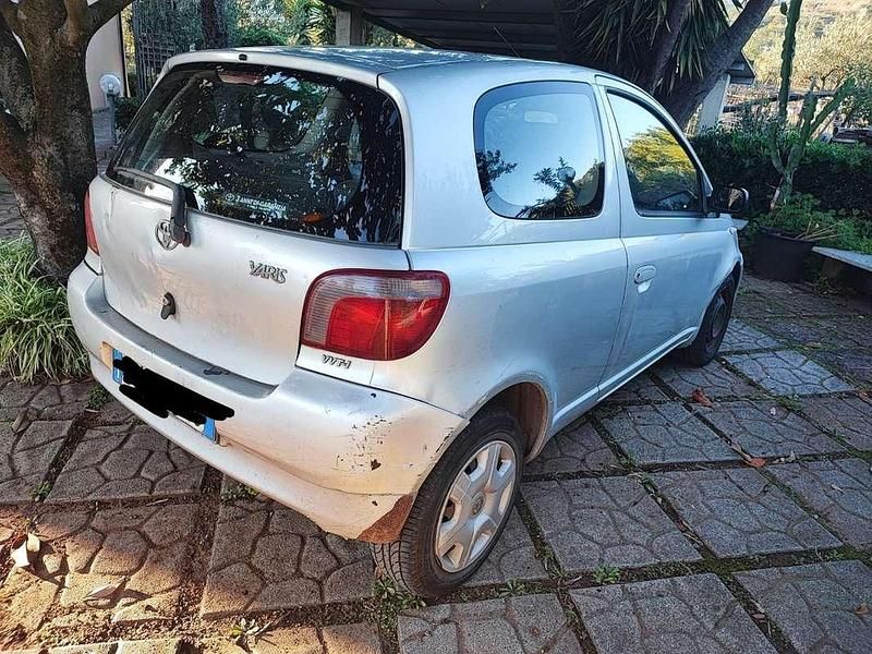 Occasion Toyota Yaris 68 ch (50 kW) 2001 Berline