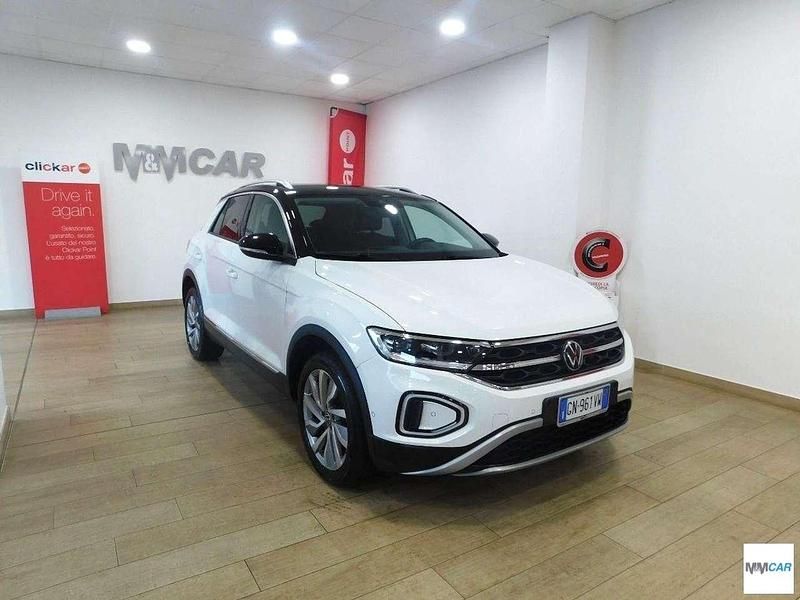 Bianco Usata 2023 VW T-Roc Style SUV | 26.800 € (Cara) - Immagine 1/4