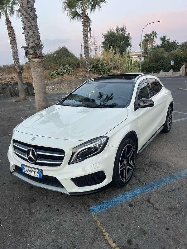 Begagnad Mercedes GLA220 Premium 170 HK (125 kW) 2014 SUV