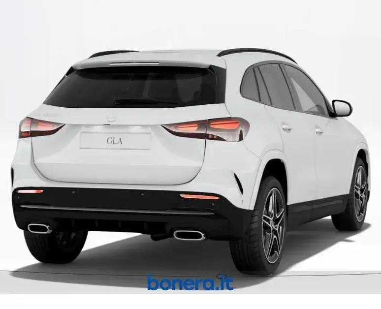 Nuova Mercedes GLA200 AMG line 150 CV (110 kW) 2026 Bianco SUV