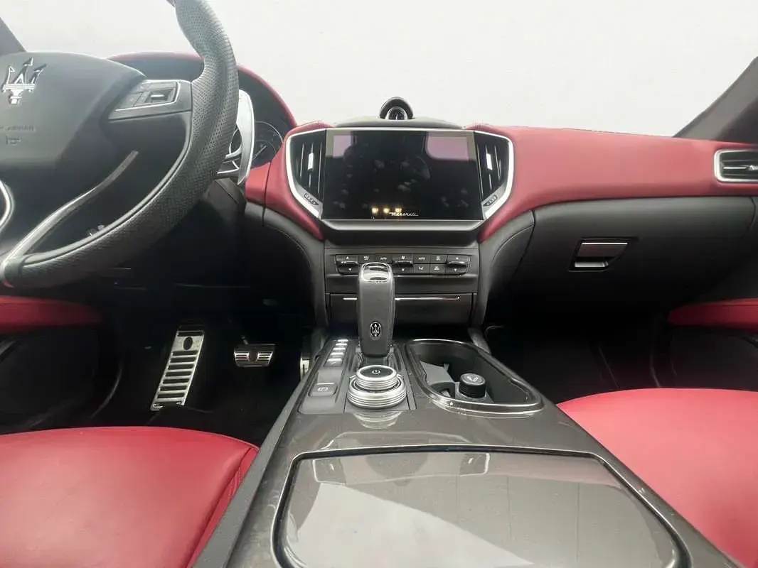 Usata Maserati Ghibli 430 CV (316 kW) 2023 Nero Berlina