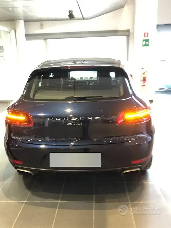 Usata Porsche Macan 252 CV (185 kW) 2017 Blu SUV
