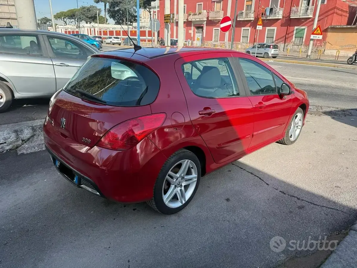 Usata Peugeot 308 112 CV (82 kW) 2011 Rosso Berlina