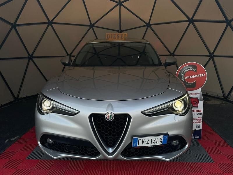 Usata Alfa Romeo Stelvio Business 160 CV (117 kW) 2019 Grigio SUV