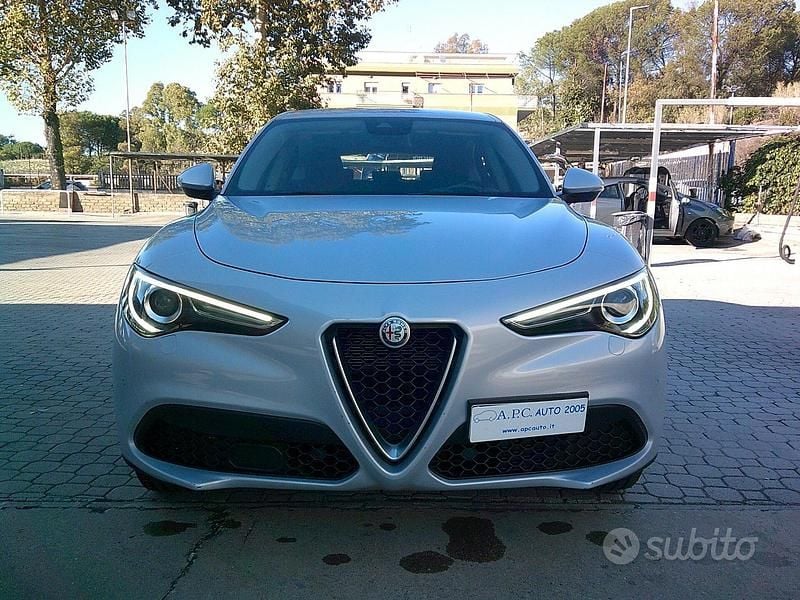 Usata Alfa Romeo Stelvio Business 190 CV (139 kW) 2020 Bianco SUV