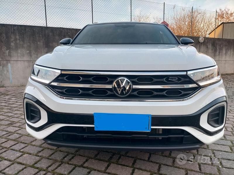 Usata VW T-Roc R-line 110 CV (80 kW) 2022 Bianco SUV