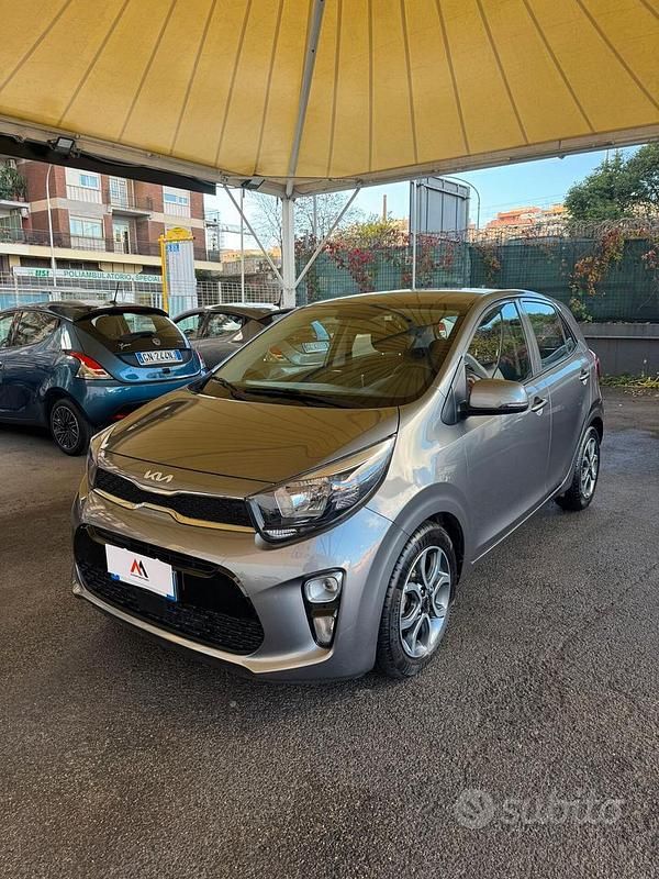 Usata Kia Picanto Style 67 CV (49 kW) 2023 Grigio Utilitaria