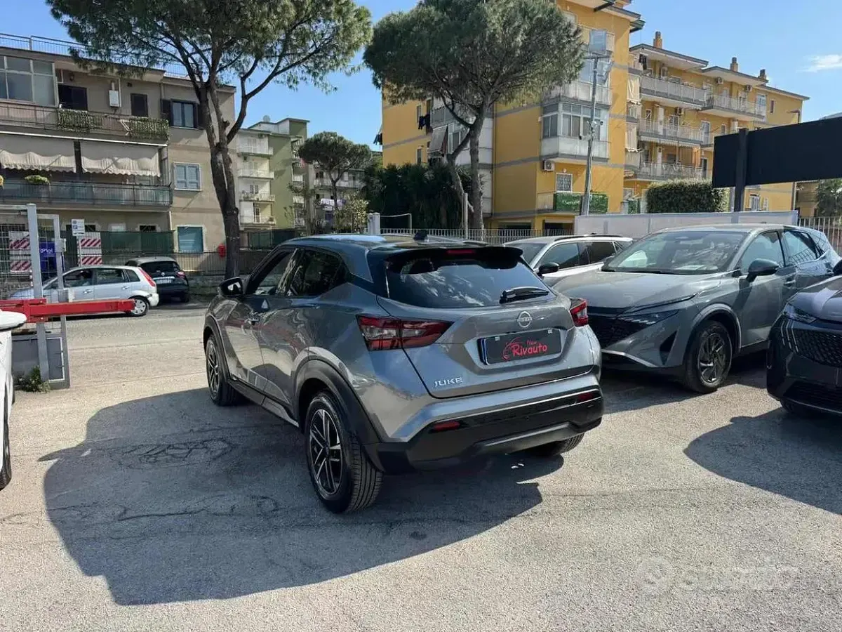 Usata Nissan Juke N-Connecta 114 CV (83 kW) 2025 Grigio SUV