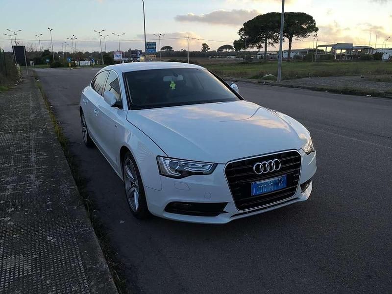 Usata Audi A5 Sportback Ambiente 177 CV (130 kW) 2013 Utilitaria