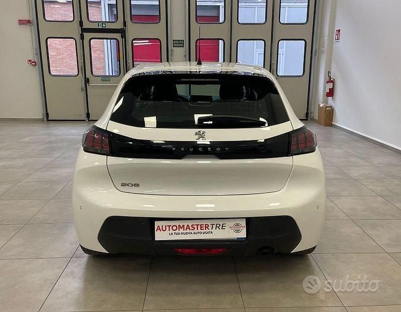Usata Peugeot 208 Allure 75 CV (55 kW) 2021 Bianco Utilitaria
