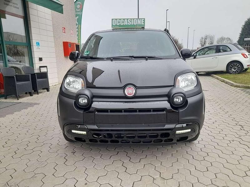 Usata Fiat Panda Cross Cross 69 CV (50 kW) 2023 Nero Utilitaria