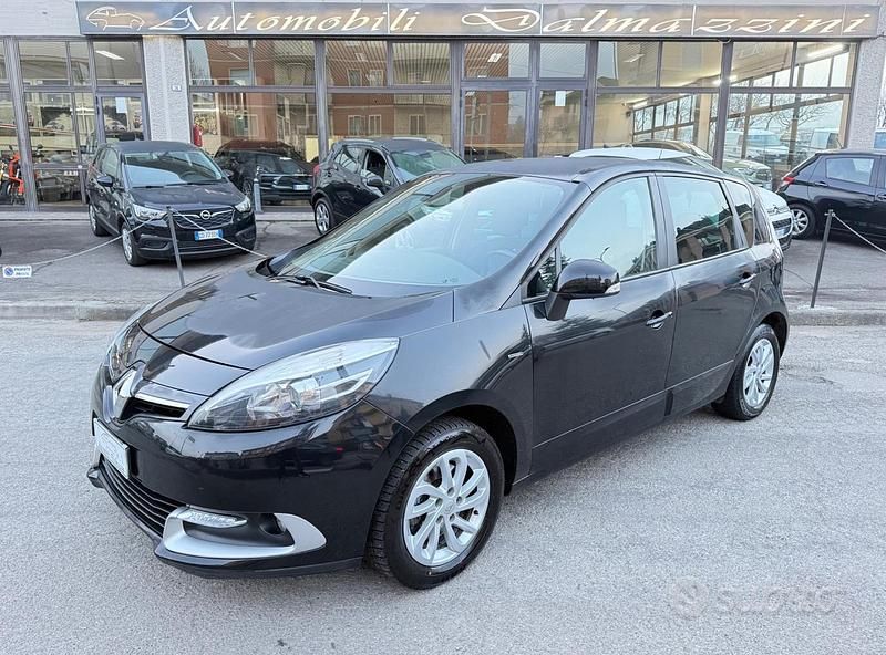 Usata Renault Scénic III LIMITED 110 CV (80 kW) 2014 Nero Monovolume