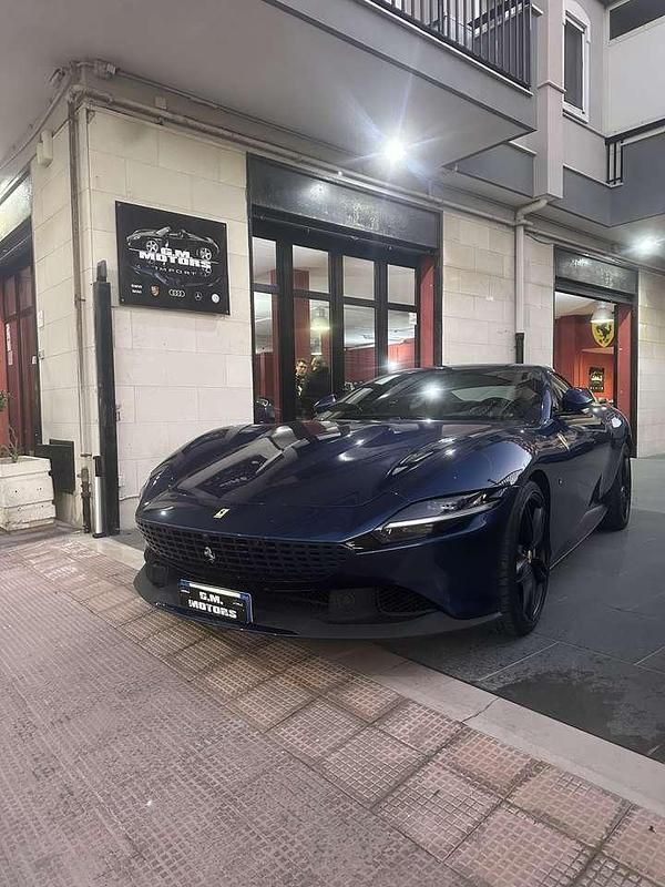 Usata Ferrari Roma 620 CV (456 kW) 2021 Grigio Coupé