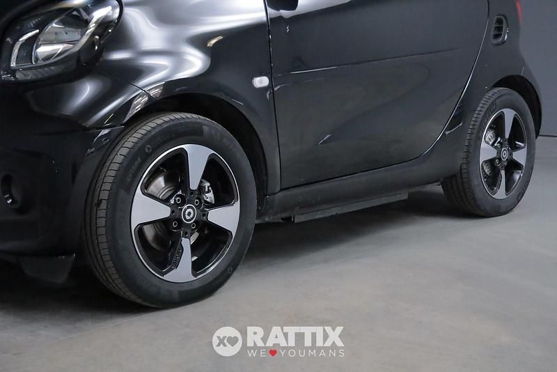 Usata Smart ForTwo Electric Drive Passion 60 kW (82 CV) 2022 Tridon black