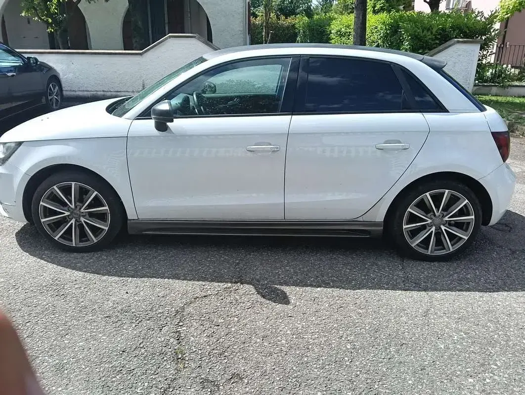 Usata Audi A1 Sportback Attraction 86 CV (63 kW) 2014 Utilitaria