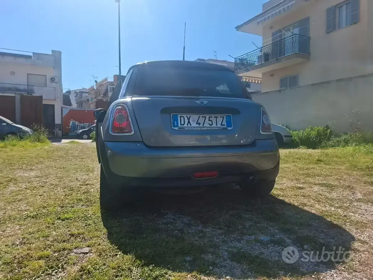 Usata Mini ONE 75 CV (55 kW) 2009 Grigio Utilitaria
