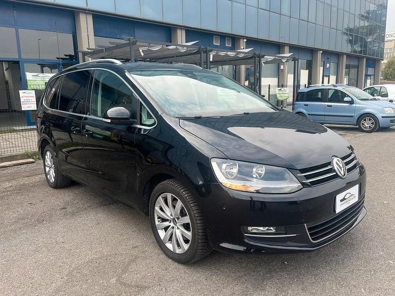 Nero Usata 2019 VW Sharan Executive Monovolume | 23.500 € (Ottimo prezzo) - Immagine 1/4