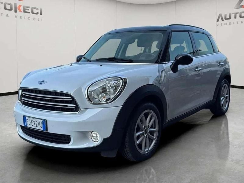 Bianco Usata 2016 Mini Park Lane Countryman SUV | 13.200 € (Cara) - Immagine 1/4