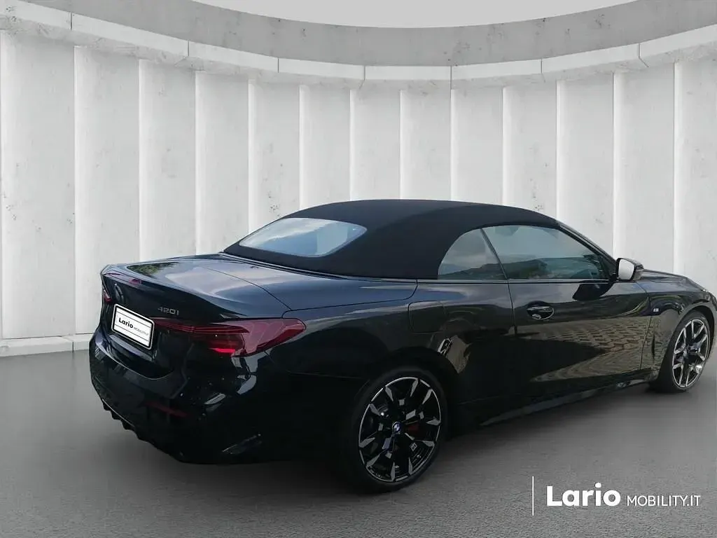 Usata BMW 420 M Sport 184 CV (135 kW) 2026 Nero Cabrio