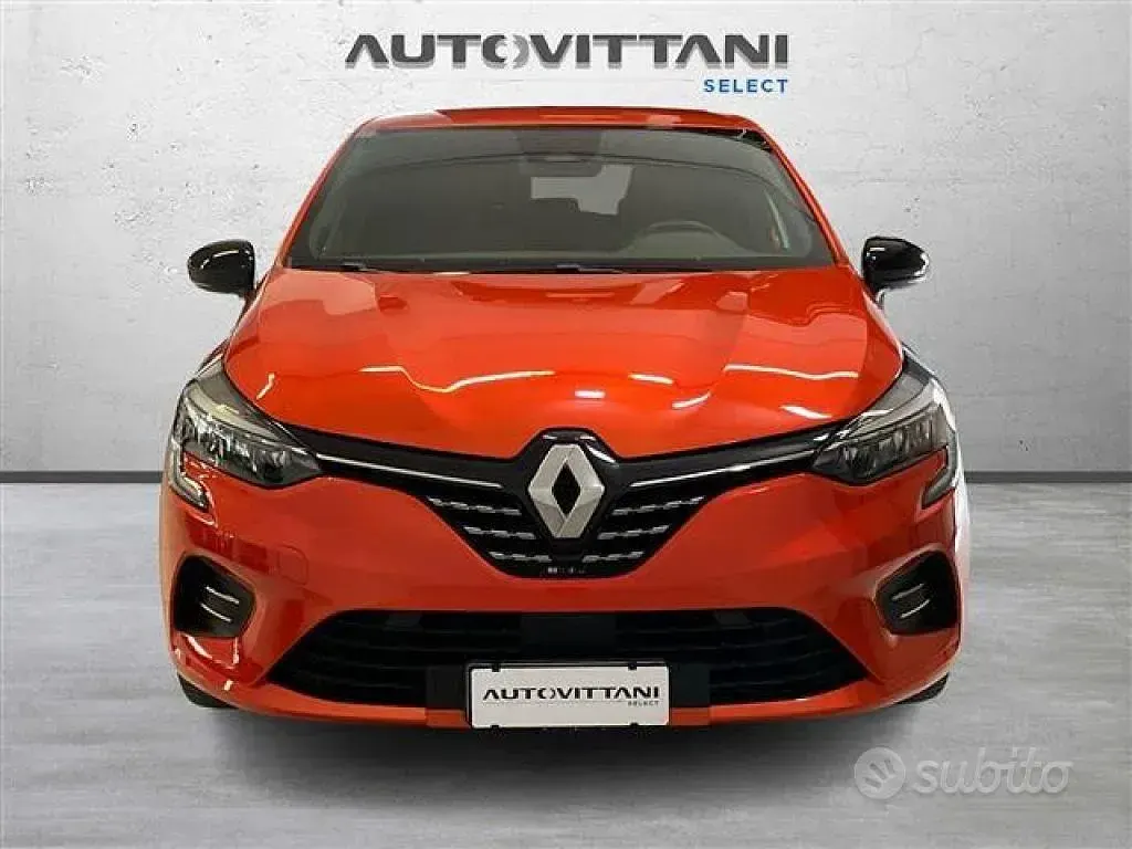 Usata Renault Clio V Techno 91 CV (66 kW) 2023 Grigio