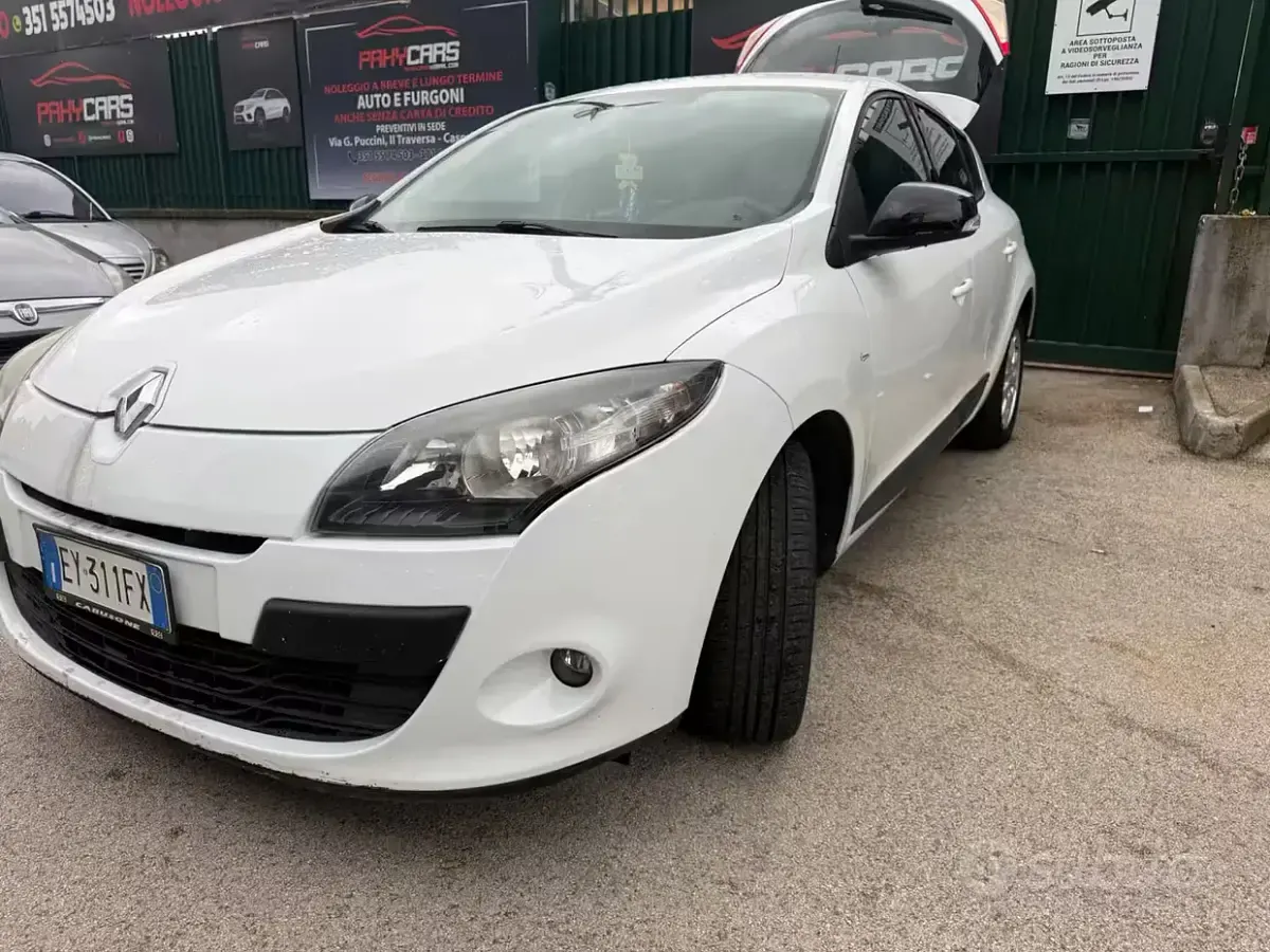 Usata Renault Mégane III 110 CV (80 kW) 2009 Bianco Berlina