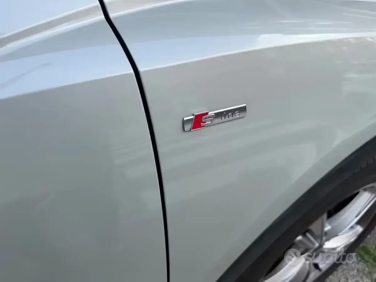 Usata Audi Q3 S-Line 150 CV (110 kW) 2024 Grigio SUV