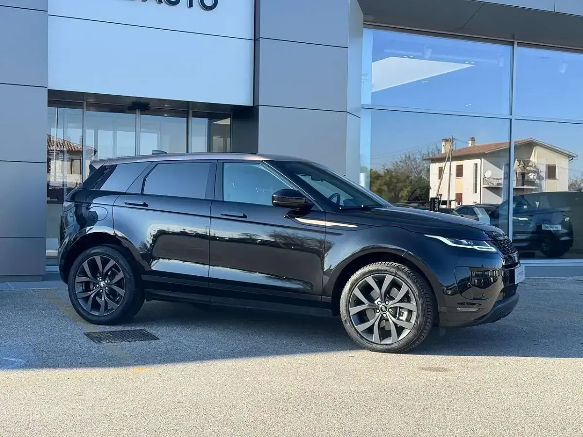 Usata Land Rover Range Rover evoque 163 CV (119 kW) 2022 Nero SUV