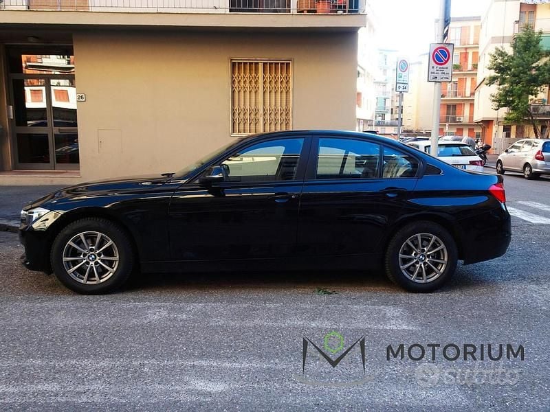 Usata BMW 316 Sport Line 116 CV (85 kW) 2013 Nero Berlina