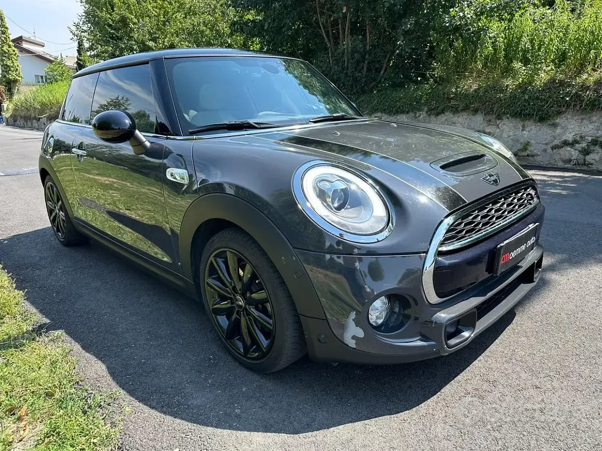 Usata Mini Cooper SD 170 CV (125 kW) 2017 Grigio Utilitaria