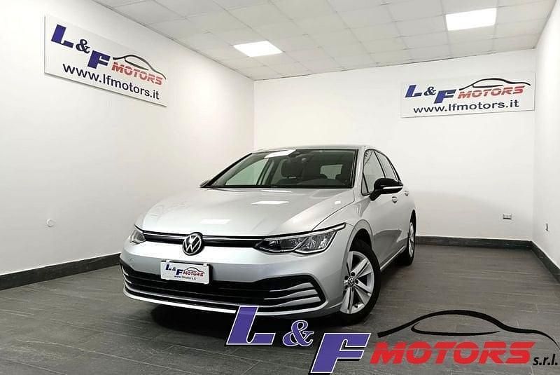 Usata VW Golf VIII R-line 149 CV (109 kW) 2023 Argento Berlina