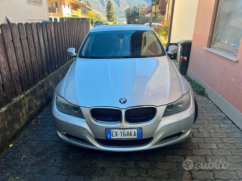 Usata BMW 320 184 CV (135 kW) 2012 Grigio Station wagon
