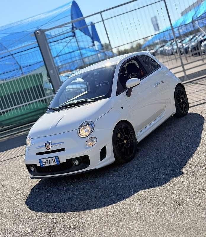 Usata Abarth 500 Custom 140 CV (102 kW) 2014 Utilitaria