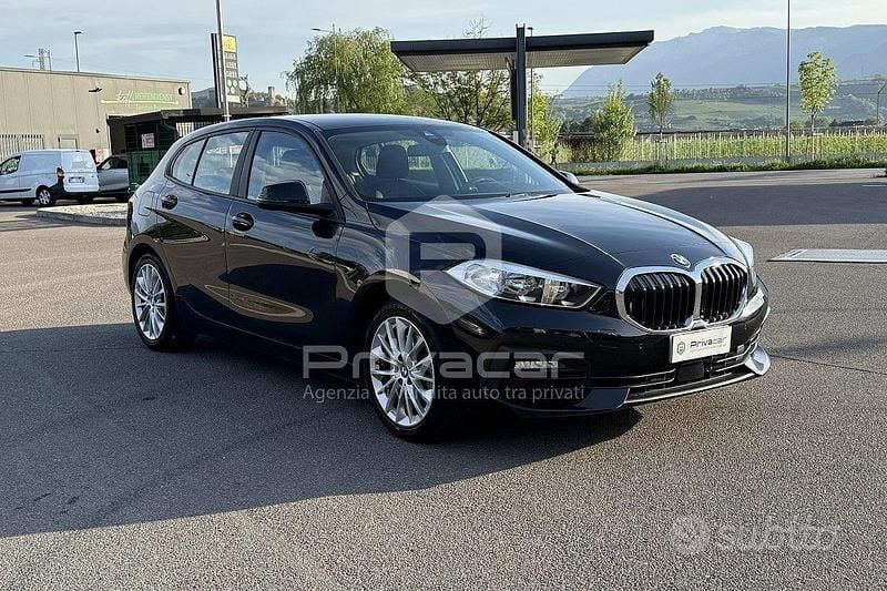 Usata BMW 116 Advantage 116 CV (85 kW) 2020 Nero Utilitaria