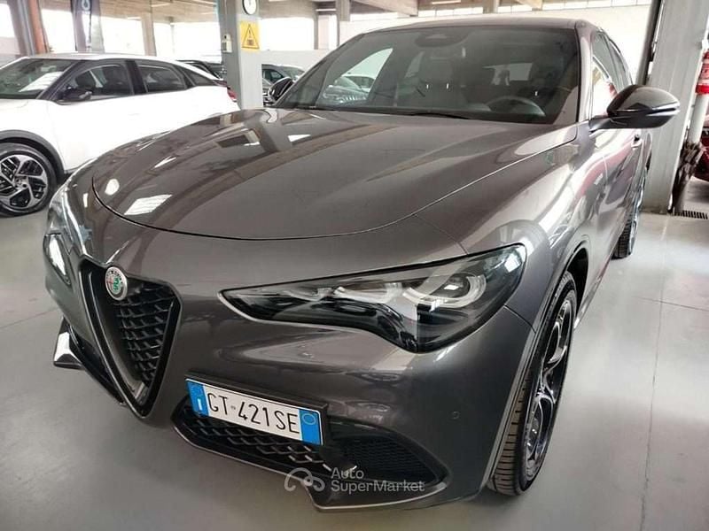 Usata Alfa Romeo Stelvio Veloce 210 CV (154 kW) 2024 Grigio SUV
