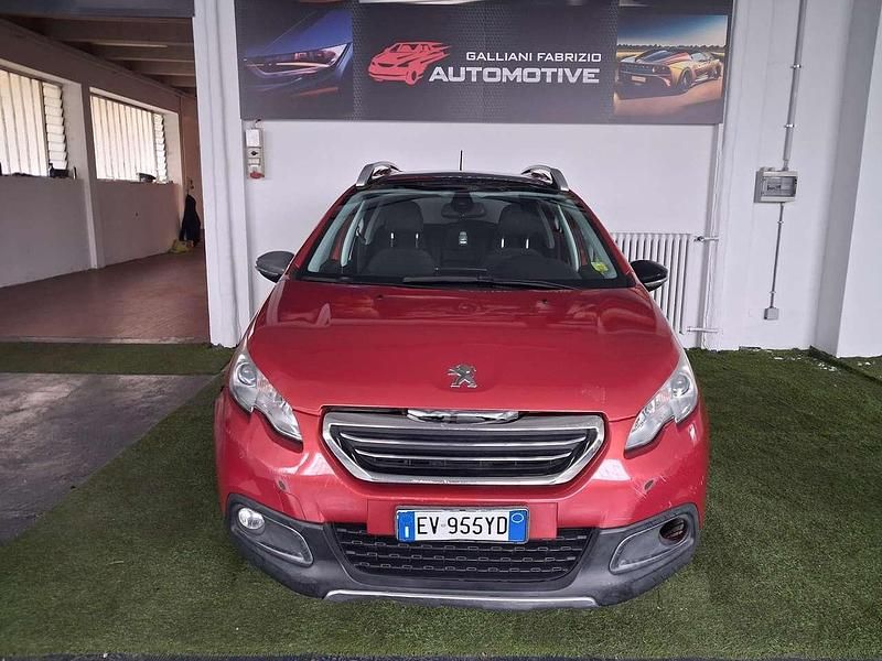 Usata Peugeot 2008 Allure 92 CV (67 kW) 2014 Rosso SUV