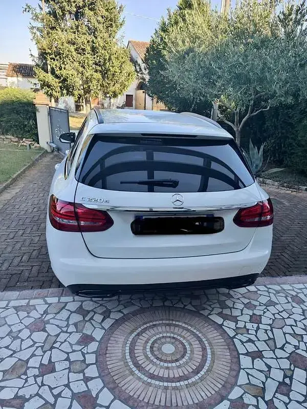 Usata Mercedes C220 Business 170 CV (125 kW) 2017 Station wagon