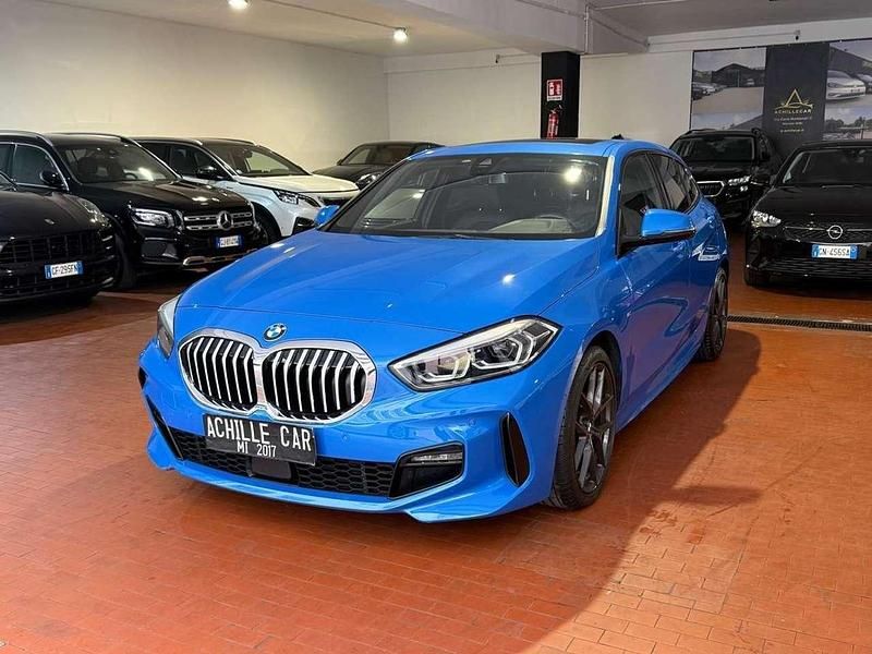 Blu/azzurro Usata 2021 BMW 118 M Sport Due volumi | 24.500 € (Buon prezzo) - Immagine 1/4