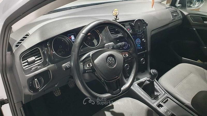 Usata VW Golf VII Business 116 CV (85 kW) 2018 Bianco Berlina