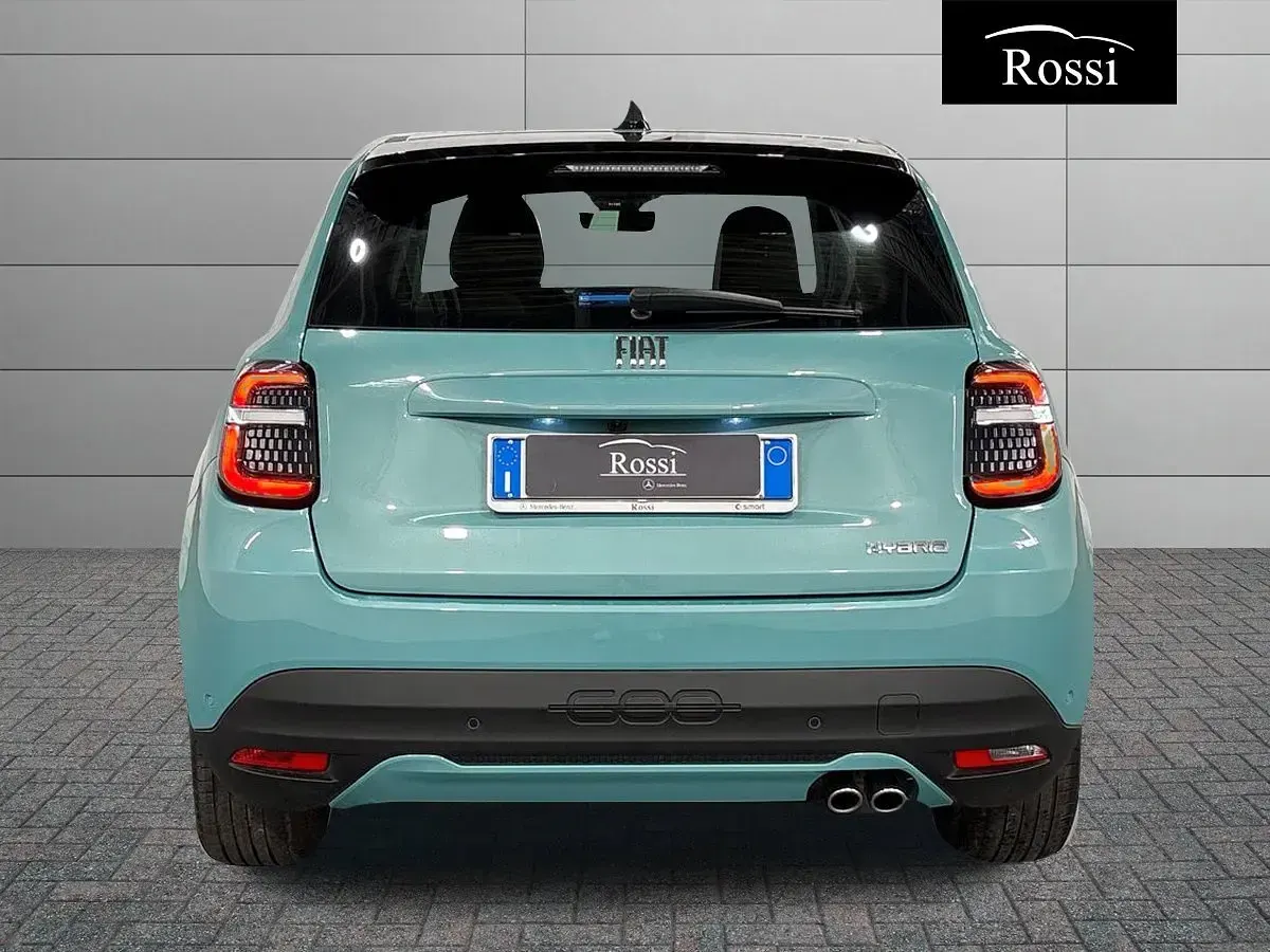 Usata Fiat 600 136 CV (100 kW) 2025 Bluazzurro SUV