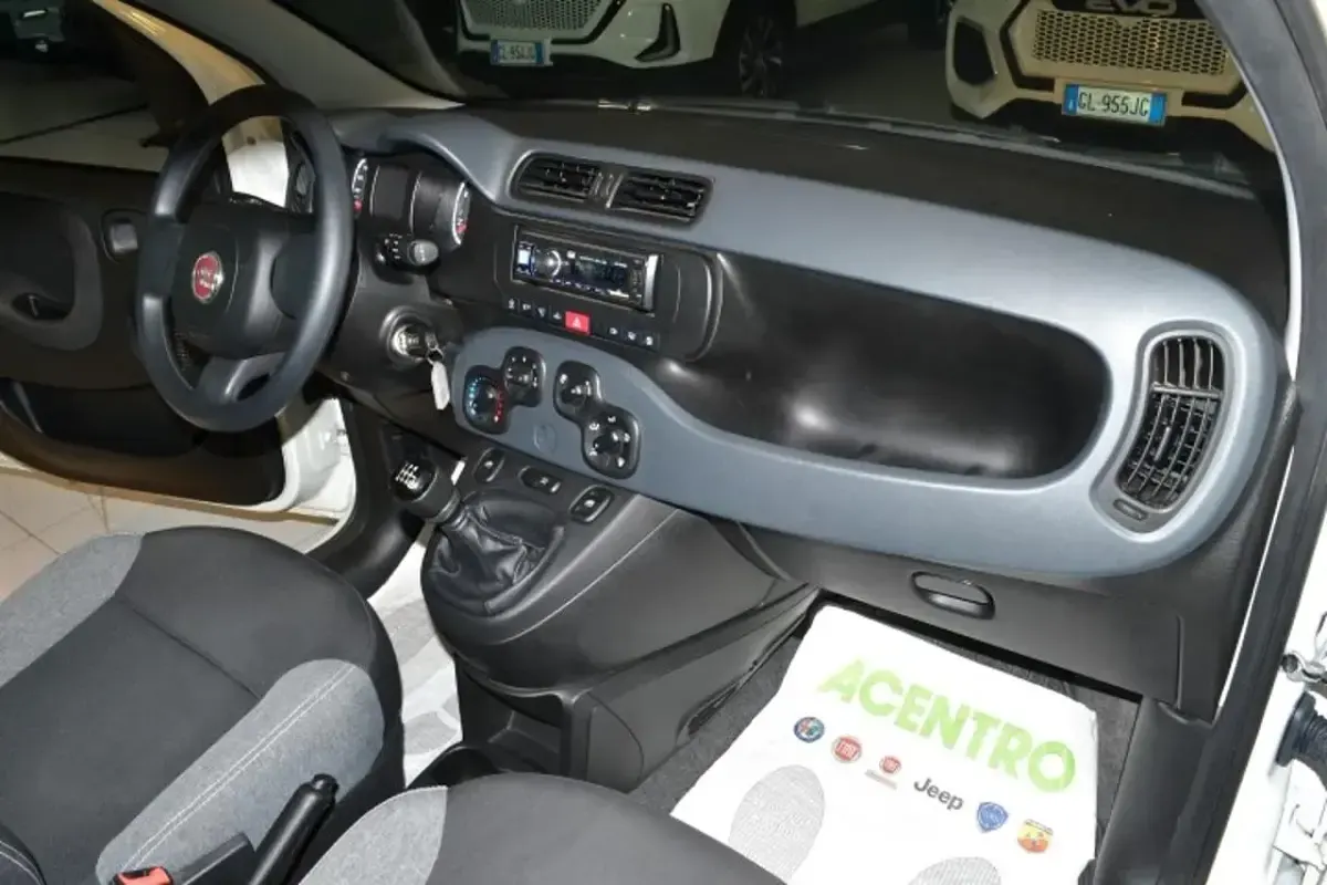 Usata Fiat Panda 70 CV (51 kW) 2021 Bianco Utilitaria