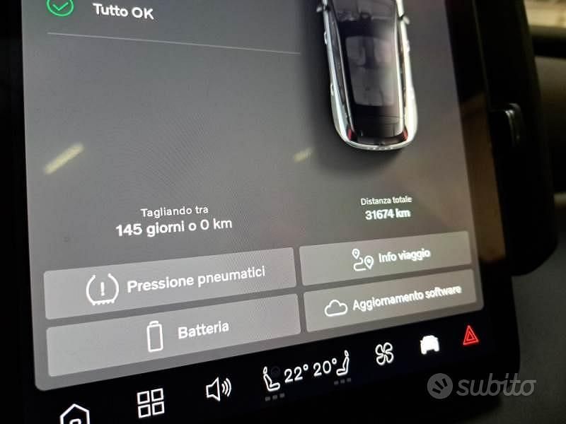 Usata Volvo EX30 Ultra 147 kW (200 CV) 2024 Grigio SUV